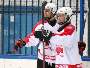 15.02.2026. Золотая шайба. Матч "Луч-09" - "Уралец-09"