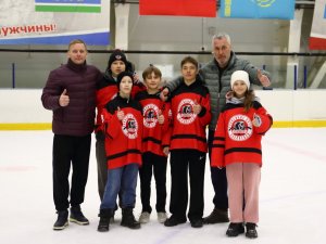 18.03.2026. Золотая шайба. Финал 2013-2014 в Каменске-Уральском. Награждение