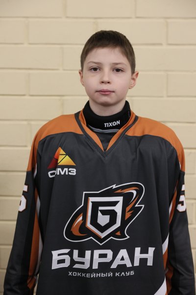 Меньшиков  Данил  Артемович