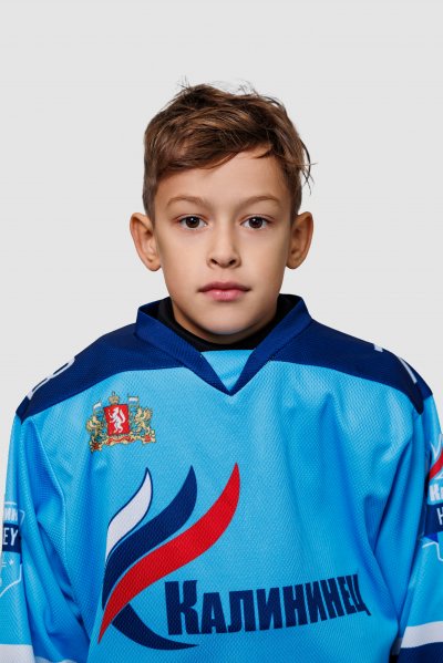 Шур  Артемий  Владиславович