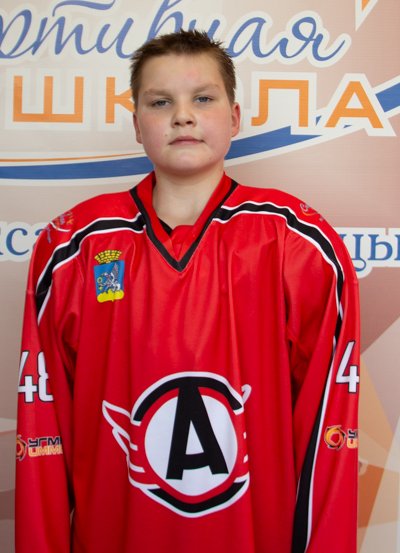 Уваров  Лев  Анатольевич