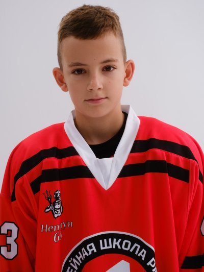 Зайцев  Артем  Андреевич