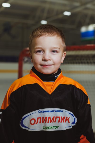 Макляков  Артем  Алексеевич