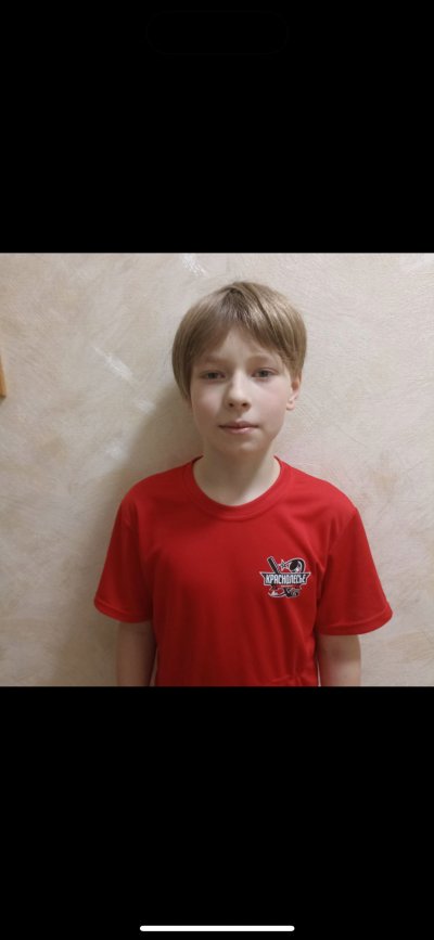 Устинов  Станислав  Сергеевич