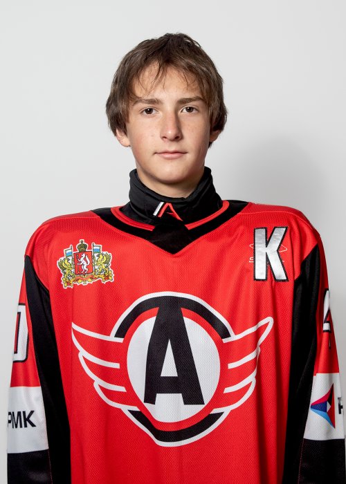 Беленев  Максим  Александрович