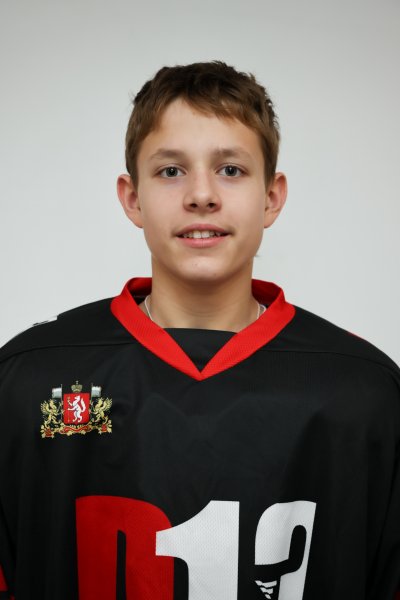 Шишкин  Артём  Алексеевич