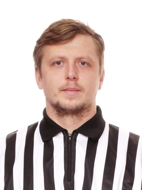 Судья Закиев Виталий