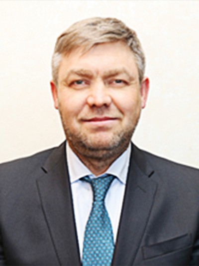 Мустаев  Максим  Геннадьевич