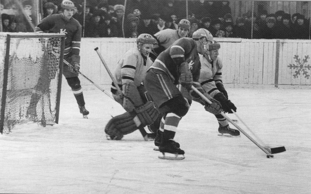 Хоккей 1971 чемпионат. Автомобилист Свердловск СССР.